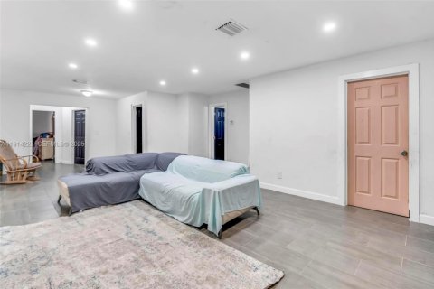 Villa ou maison à vendre à Fort Lauderdale, Floride: 3 chambres, 158.68 m2 № 1988679 - photo 2