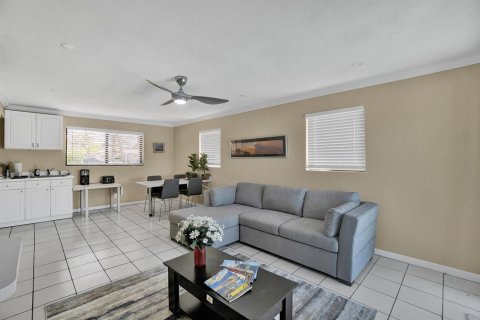 Villa ou maison à louer à Pompano Beach, Floride: 1 chambre, 130.06 m2 № 2172849 - photo 10