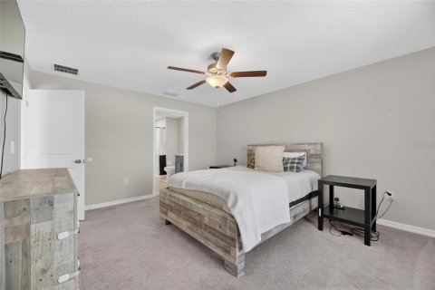 House in Wimauma, Florida 3 bedrooms, 145.02 sq.m. № 2210758 - photo 14