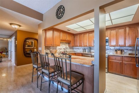 Copropriété à louer à Belleair, Floride: 2 chambres, 130.34 m2 № 2113820 - photo 11