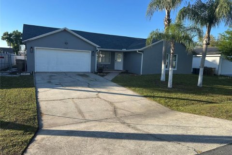 Casa en venta en Kissimmee, Florida, 4 dormitorios, 147.9 m2 № 1591732 - foto 1