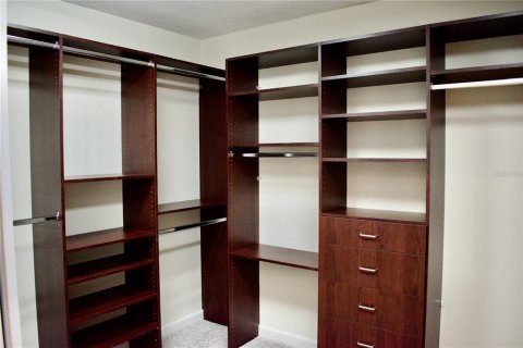 Condominio en venta en Orlando, Florida, 3 dormitorios, 236.81 m2 № 1722655 - foto 30