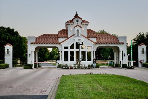 Condominio en venta en Orlando, Florida, 3 dormitorios, 236.81 m2 № 1722655 - foto 4