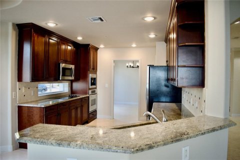 Condominio en venta en Orlando, Florida, 3 dormitorios, 236.81 m2 № 1722655 - foto 8