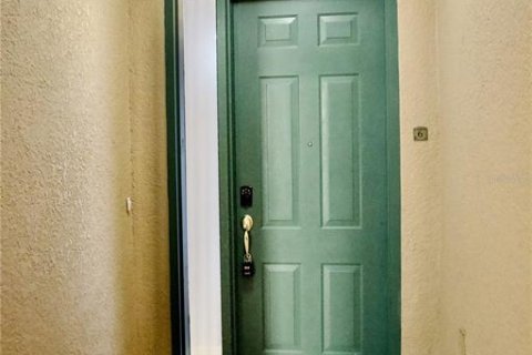 Condominio en venta en Orlando, Florida, 3 dormitorios, 236.81 m2 № 1722655 - foto 3