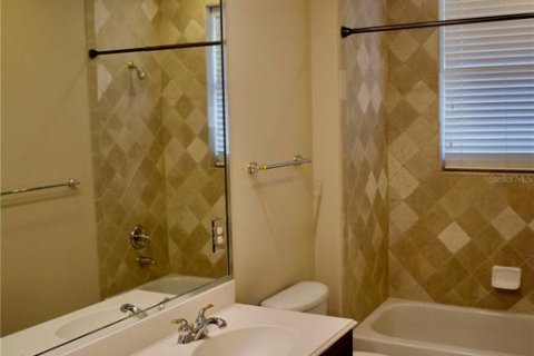 Condominio en venta en Orlando, Florida, 3 dormitorios, 236.81 m2 № 1722655 - foto 19