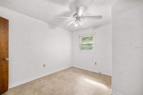House in Gainesville, Florida 4 bedrooms, 200.67 sq.m. № 2403666 - photo 20