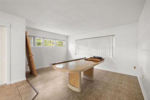 House in Gainesville, Florida 4 bedrooms, 200.67 sq.m. № 2403666 - photo 13