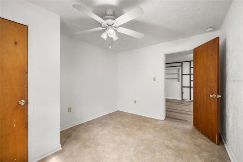 House in Gainesville, Florida 4 bedrooms, 200.67 sq.m. № 2403666 - photo 21