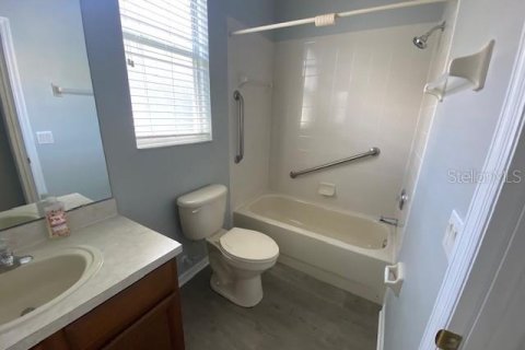 Casa en alquiler en Mount Dora, Florida, 2 dormitorios, 133.97 m2 № 1901576 - foto 12