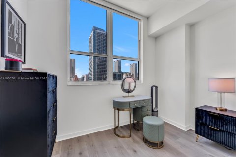 Снять в аренду кондоминиум в Майами, Флорида 1 спальня, 60.48м2, № 1942545 - фото 9