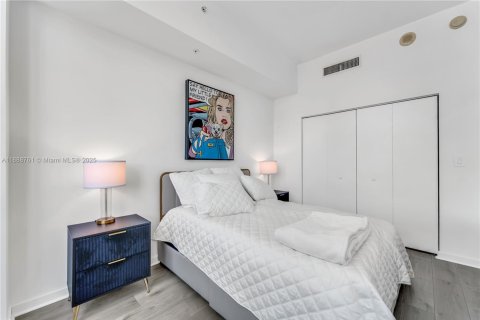 Снять в аренду кондоминиум в Майами, Флорида 1 спальня, 60.48м2, № 1942545 - фото 8