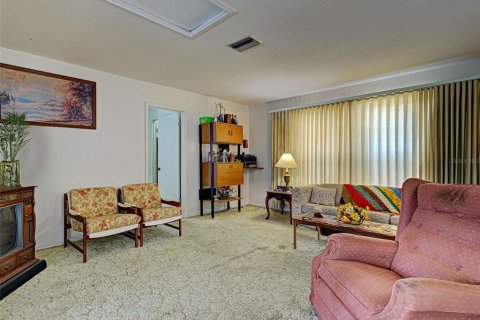 House in Englewood, Florida 2 bedrooms, 112.78 sq.m. № 1527010 - photo 10