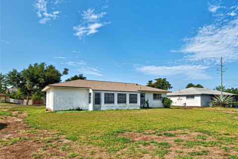House in Englewood, Florida 2 bedrooms, 112.78 sq.m. № 1527010 - photo 4