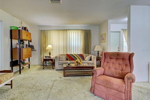 House in Englewood, Florida 2 bedrooms, 112.78 sq.m. № 1527010 - photo 11