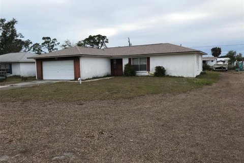 House in Englewood, Florida 2 bedrooms, 112.78 sq.m. № 1527010 - photo 1