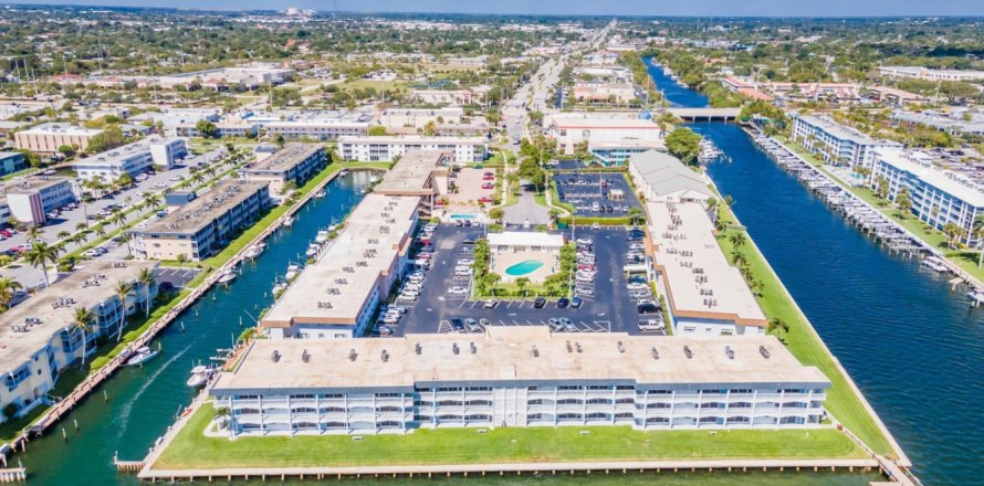 Condominio en North Palm Beach, Florida, 2 dormitorios  № 938913