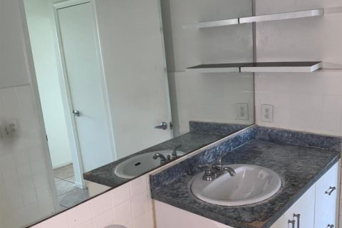 Condo in Fort Lauderdale, Florida, 1 bedroom  № 2182903 - photo 18