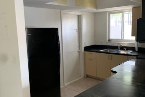 Condo in Fort Lauderdale, Florida, 1 bedroom  № 2182903 - photo 3