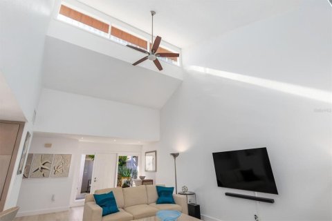 Casa en venta en Punta Gorda, Florida, 3 dormitorios, 170.48 m2 № 2424345 - foto 11