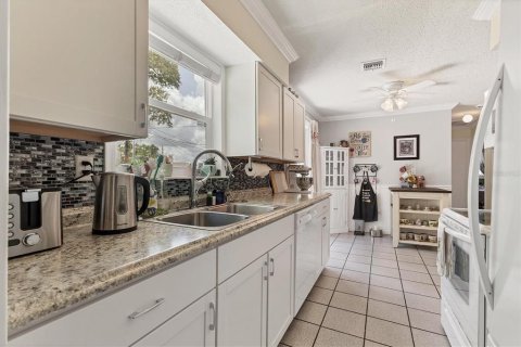 Casa en venta en Port Charlotte, Florida, 2 dormitorios, 86.96 m2 № 1901258 - foto 9