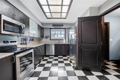 Casa en venta en Belleview, Florida, 4 dormitorios, 174.75 m2 № 1510040 - foto 18