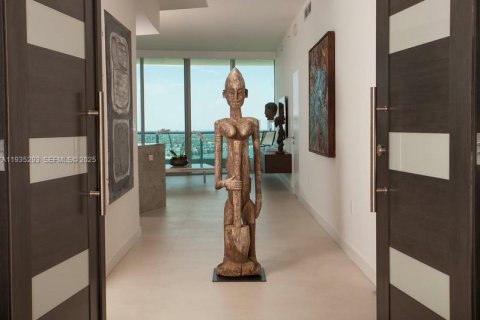 Купить кондоминиум в Майами, Флорида 3 спальни, 199.28м2, № 1994430 - фото 21