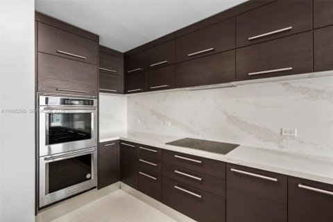 Купить кондоминиум в Майами, Флорида 3 спальни, 199.28м2, № 1994430 - фото 6