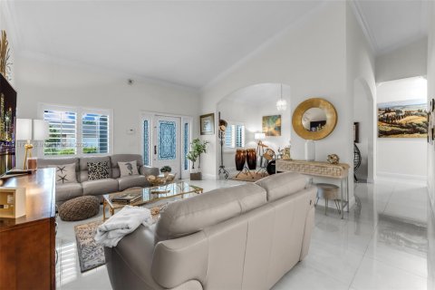 Villa ou maison à vendre à Miami, Floride: 4 chambres, 194.35 m2 № 1968686 - photo 6