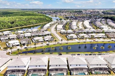 Villa ou maison à vendre à Kissimmee, Floride: 15 chambres, 580.55 m2 № 2299342 - photo 3