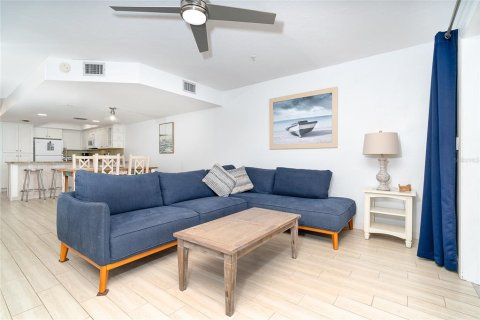 Townhouse in Placida, Florida 2 bedrooms, 124.86 sq.m. № 1614879 - photo 10