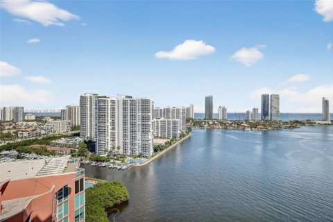 Copropriété à vendre à Aventura, Floride: 2 chambres, 149.57 m2 № 2014821 - photo 28