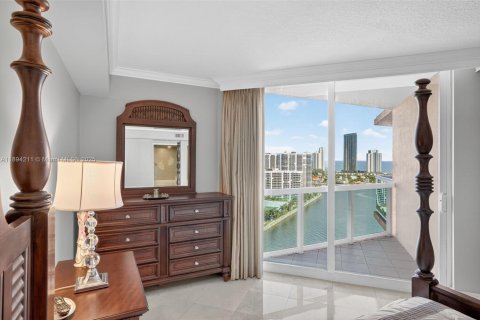 Copropriété à vendre à Aventura, Floride: 2 chambres, 149.57 m2 № 2014821 - photo 26