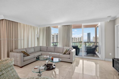 Copropriété à vendre à Aventura, Floride: 2 chambres, 149.57 m2 № 2014821 - photo 12