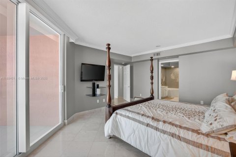 Copropriété à vendre à Aventura, Floride: 2 chambres, 149.57 m2 № 2014821 - photo 27