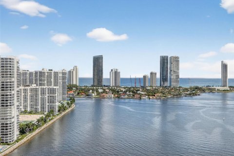 Copropriété à vendre à Aventura, Floride: 2 chambres, 149.57 m2 № 2014821 - photo 21