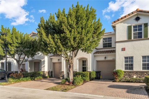 Townhouse in West Palm Beach, Florida 3 bedrooms, 167.78 sq.m. № 2040200 - photo 2