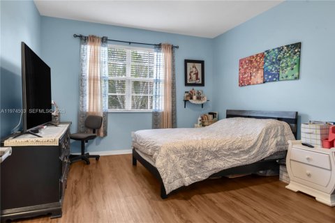 Townhouse in West Palm Beach, Florida 3 bedrooms, 167.78 sq.m. № 2040200 - photo 21