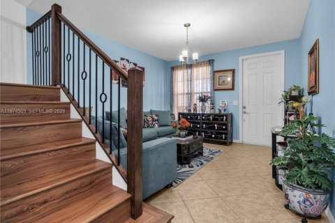 Townhouse in West Palm Beach, Florida 3 bedrooms, 167.78 sq.m. № 2040200 - photo 8