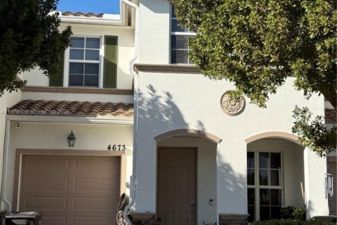 Townhouse in West Palm Beach, Florida 3 bedrooms, 167.78 sq.m. № 2040200