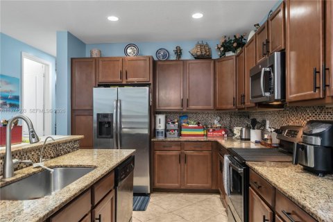 Townhouse in West Palm Beach, Florida 3 bedrooms, 167.78 sq.m. № 2040200 - photo 16