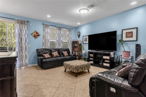 Townhouse in West Palm Beach, Florida 3 bedrooms, 167.78 sq.m. № 2040200 - photo 13
