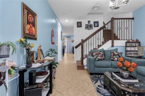 Townhouse in West Palm Beach, Florida 3 bedrooms, 167.78 sq.m. № 2040200 - photo 7