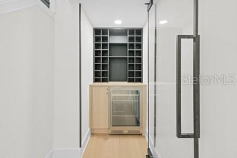 Casa en venta en Tampa, Florida, 5 dormitorios, 351.26 m2 № 1873873 - foto 29