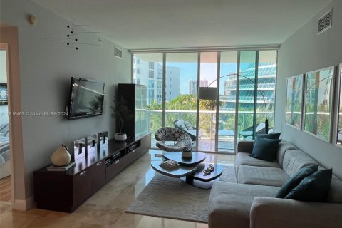 Condo in Aventura, Florida, 2 bedrooms  № 2184552 - photo 13