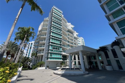 Condo in Aventura, Florida, 2 bedrooms  № 2184552 - photo 4