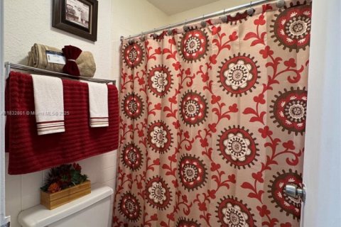 Condo in Davenport, Florida, 1 bedroom № 1980597 - photo 8