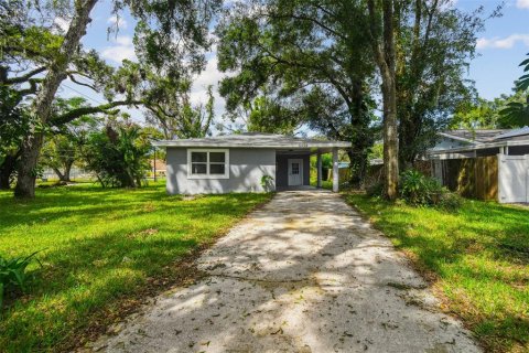 House in Tampa, Florida 3 bedrooms, 114.64 sq.m. № 2123602 - photo 6