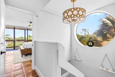 Condo in Pompano Beach, Florida, 2 bedrooms  № 1890213 - photo 8