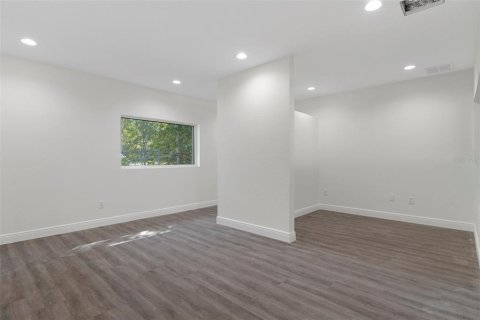 Immobilier commercial à vendre à Inverness, Floride: 297.29 m2 № 1531387 - photo 17